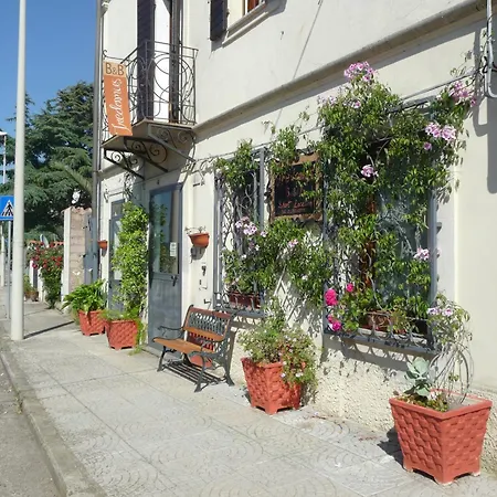 Bed & Breakfast Tredomus