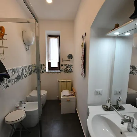 Tredomus Bed and Breakfast