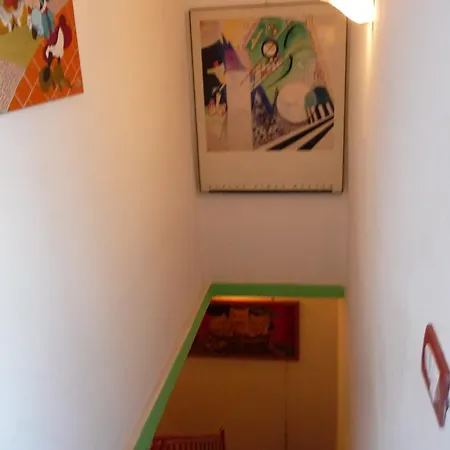 Tredomus Bed and breakfast