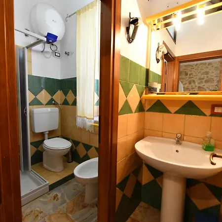 Bed & Breakfast Tredomus