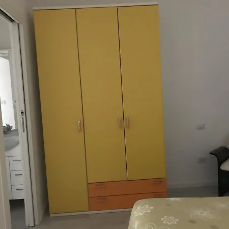 Tredomus לינה וארוחת בוקר 3*