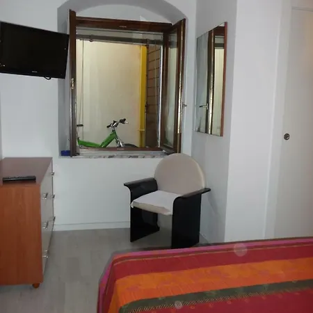 Bed & Breakfast Tredomus *